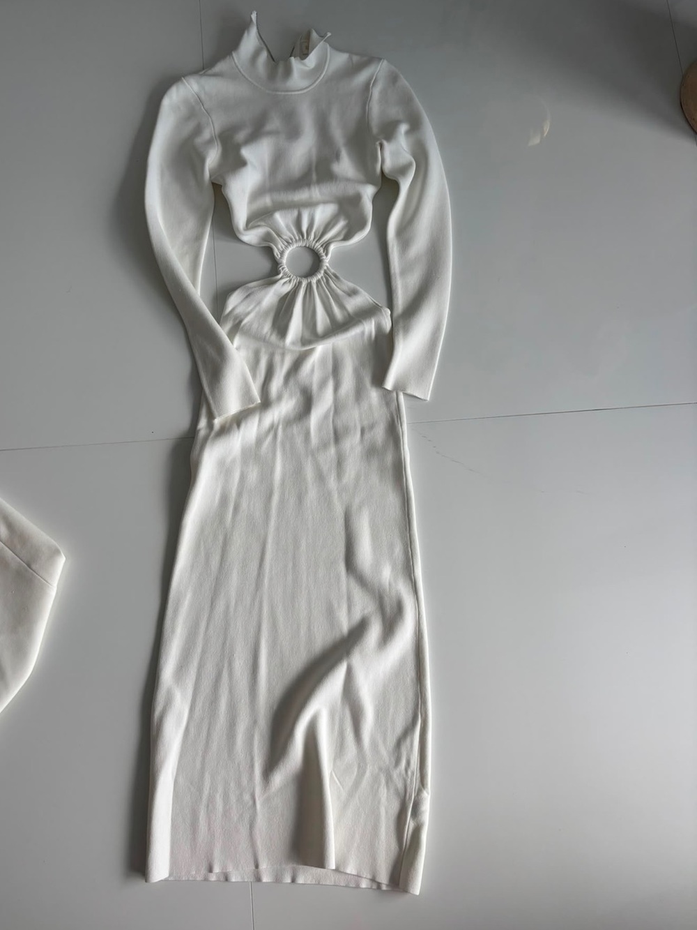 Ronny Kobo Collection White Long Sleeve Cutout Midi Dress with Ring